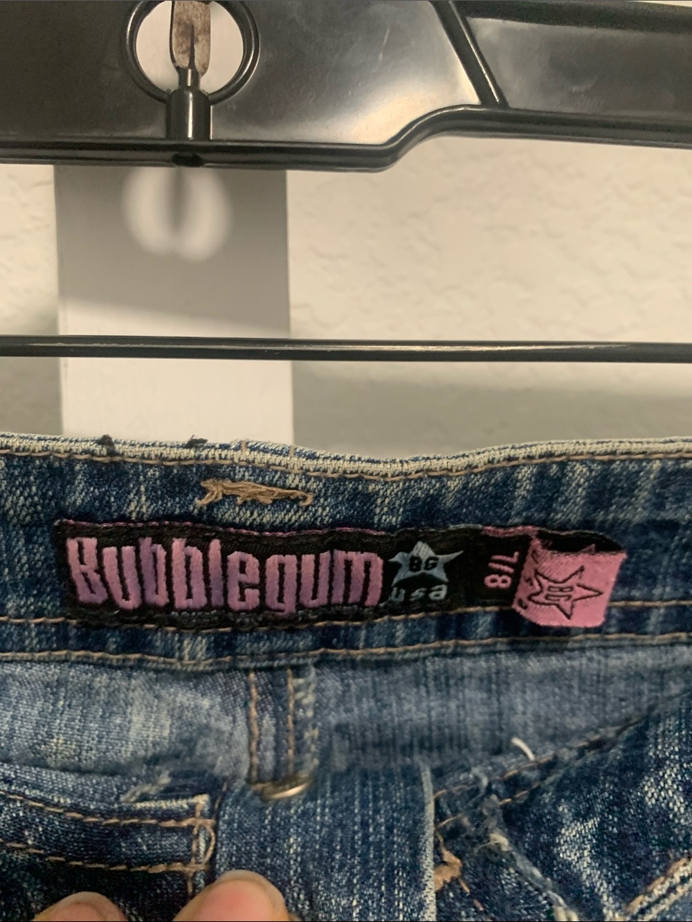 Y2K Bubblegum Denim Mini Skirt with Heart Patch - Blue - Picture 6 of 8